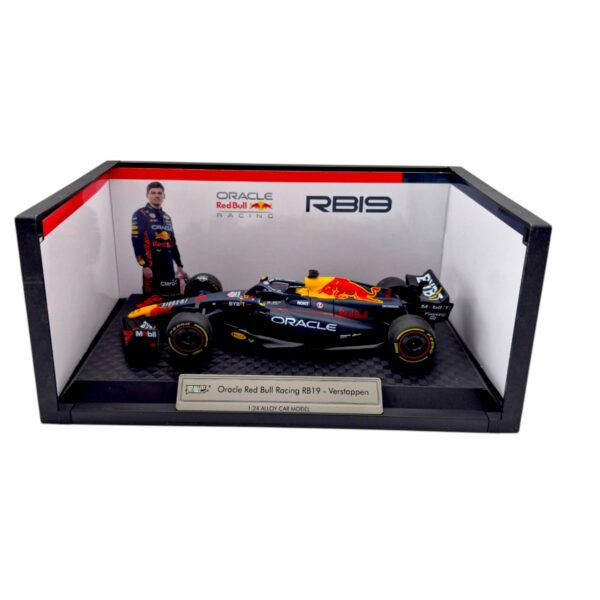 Метална кола Oracle Red Bull Racing RB19  Мащаб 1:24, 20 х 10 х 4 см